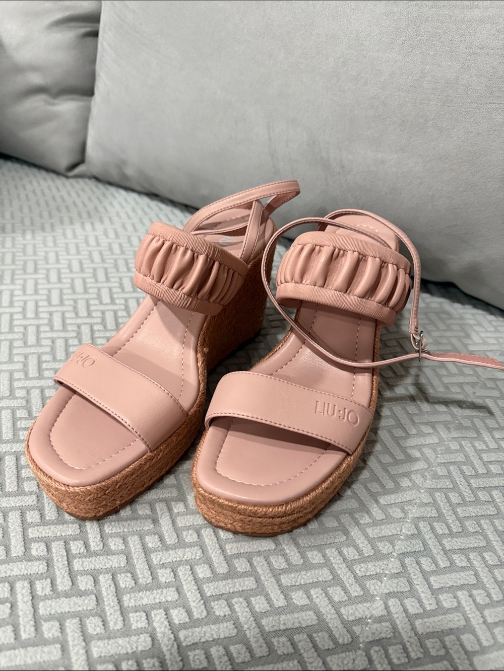 LIU-JO Women's Espadrille Wedge Sandals Blush Pink Ankle Strap Size 38